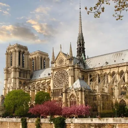 아파트 St Germain Des Pres *